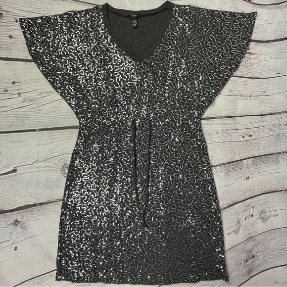 CUPIO gray sequin knit short sleeve v-neck midi party dress, size M - Picture 8 of 13